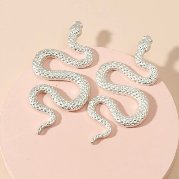 Silver Snake Statement Dangle Drop Earrings Serpent Gothic Chic OS - Picture 3 of 6